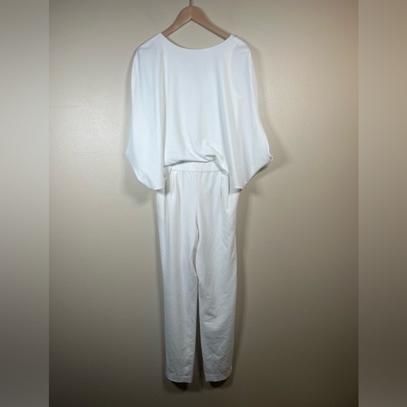 Halston Draped Sleeve Tapered Leg Crepe Jumpsuit White Size 0 - Picture 5 of 16
